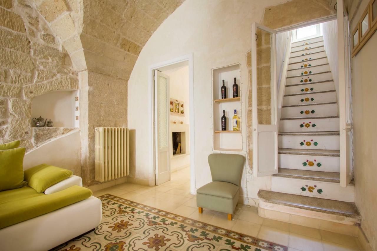 Explore The Historic City On Foot From An Old Town House Лечче Экстерьер фото